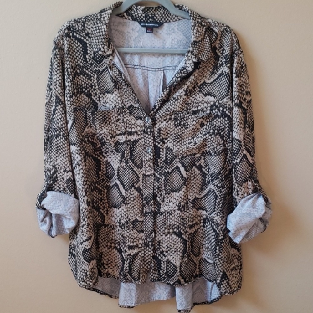 Rock & Republic Snake Reptile Print Button Front